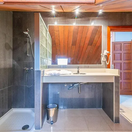 Calas * 科拉雷侯