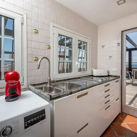 Apartment Calas *